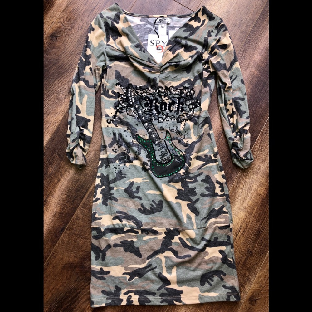 Women’s NWT SPY Size small dress